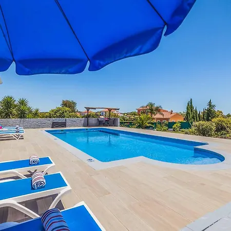 Villa Kambu Estoi